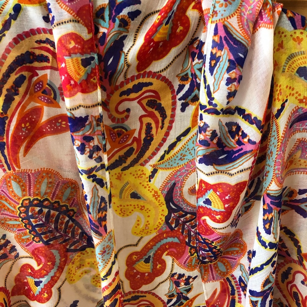 Marcus Adler Scarf - Picture 3 of 7